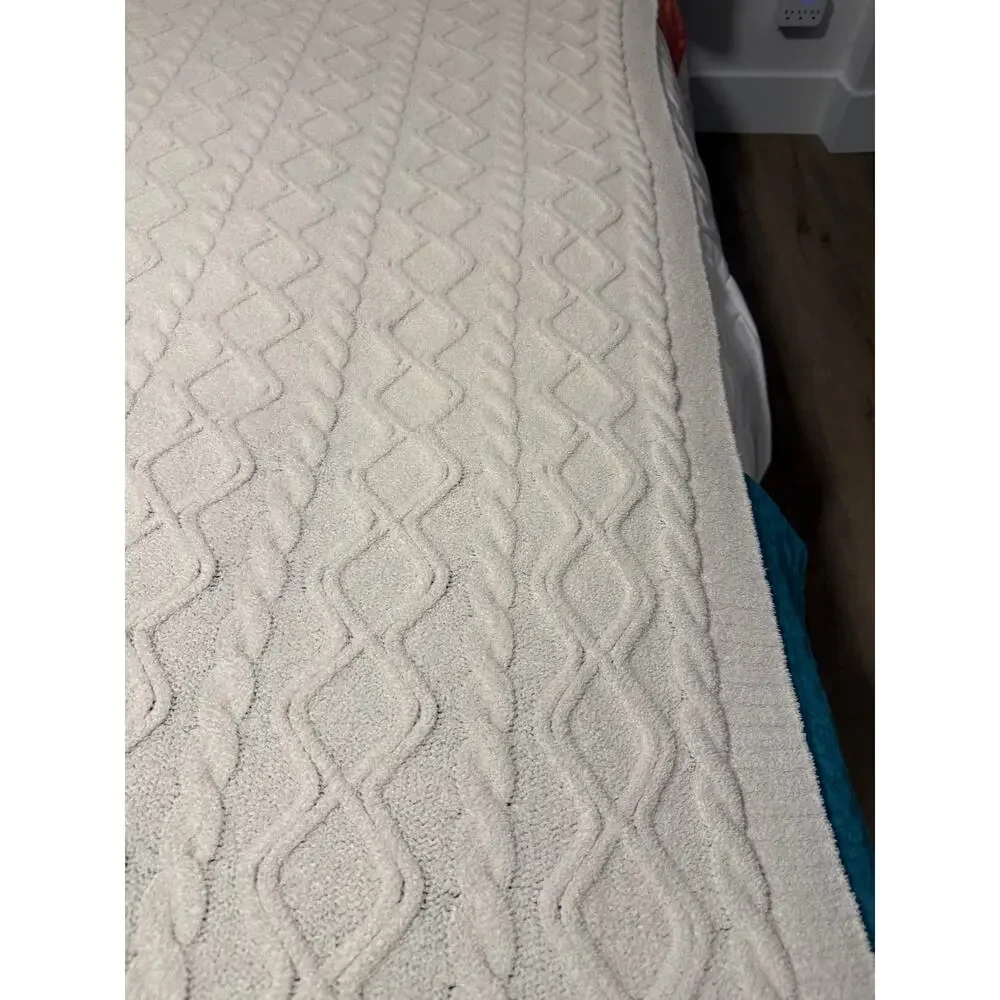Nicole Miller Artelier Cable Knit Throw Blanket Cottagecore Hygge Cream 55x66